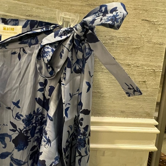 NWT new Anthropologie Maeve ruffled wrap skirt dark blue floral small maxi - Picture 8 of 17